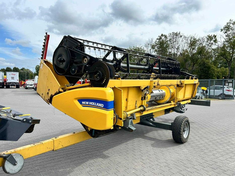 Kombajn New Holland TC5.80