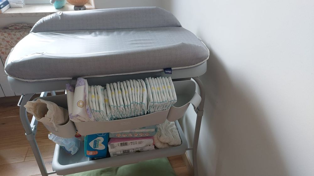 Dostawka i przewijak Chicco