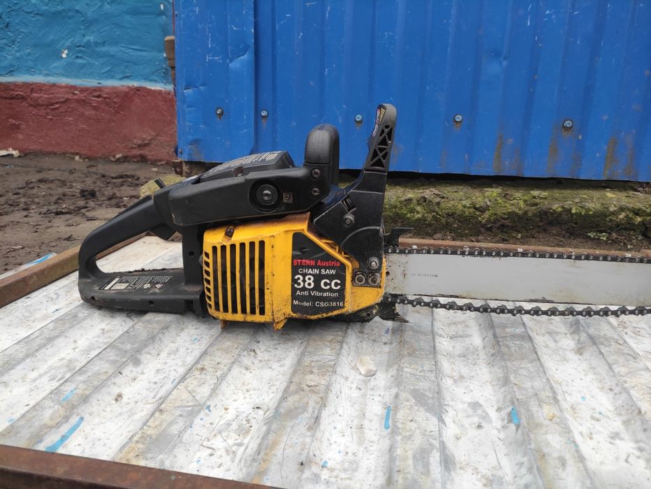 Продам бензопилу