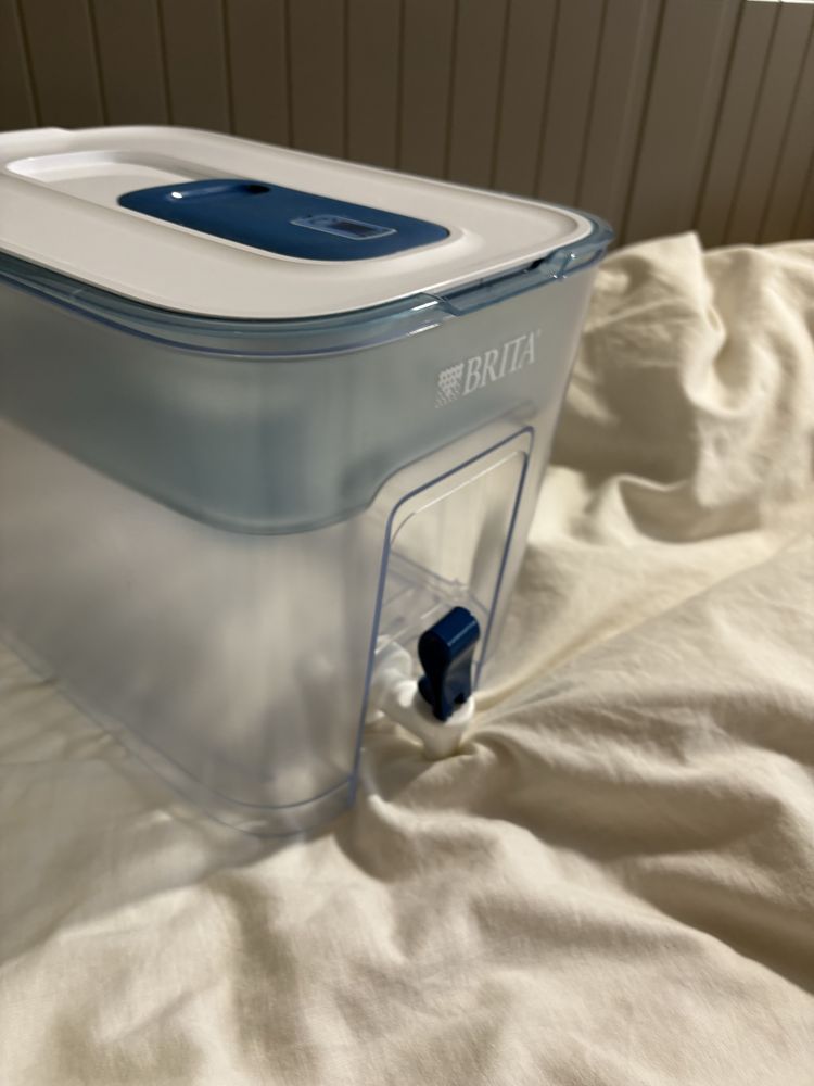 Dystrybutor wody BRITA Flow