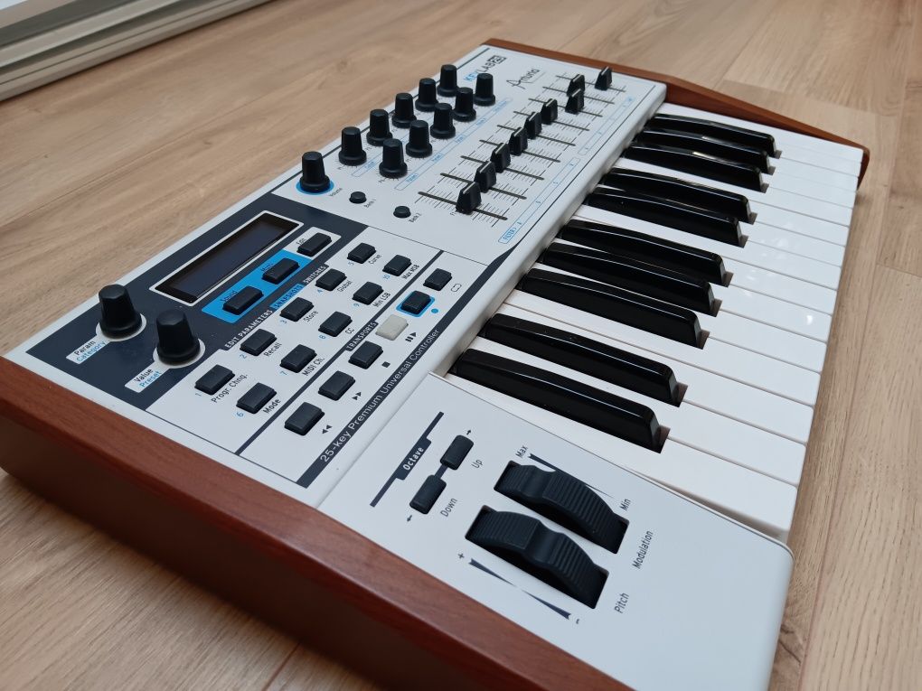 Arturia Keylab 25