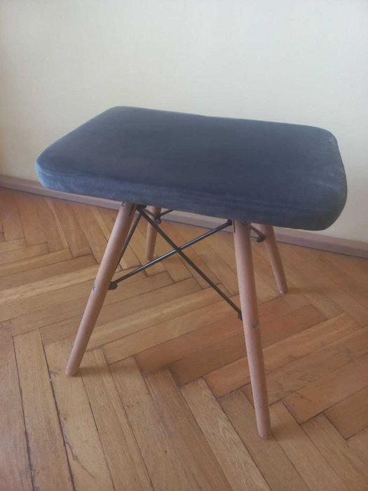 Taboret do pokoju
