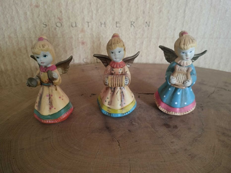 zestaw 3 ceramicznych figurek kolekcjonerskich aniołki