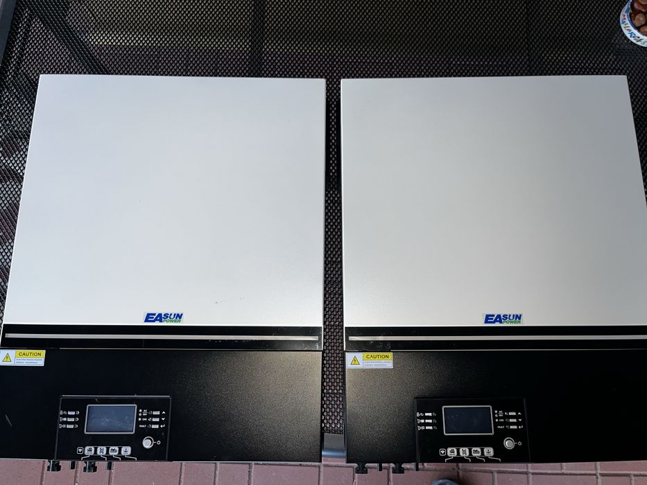 Dwa NOWE falowniki - inwertery solarne SMW 8KW