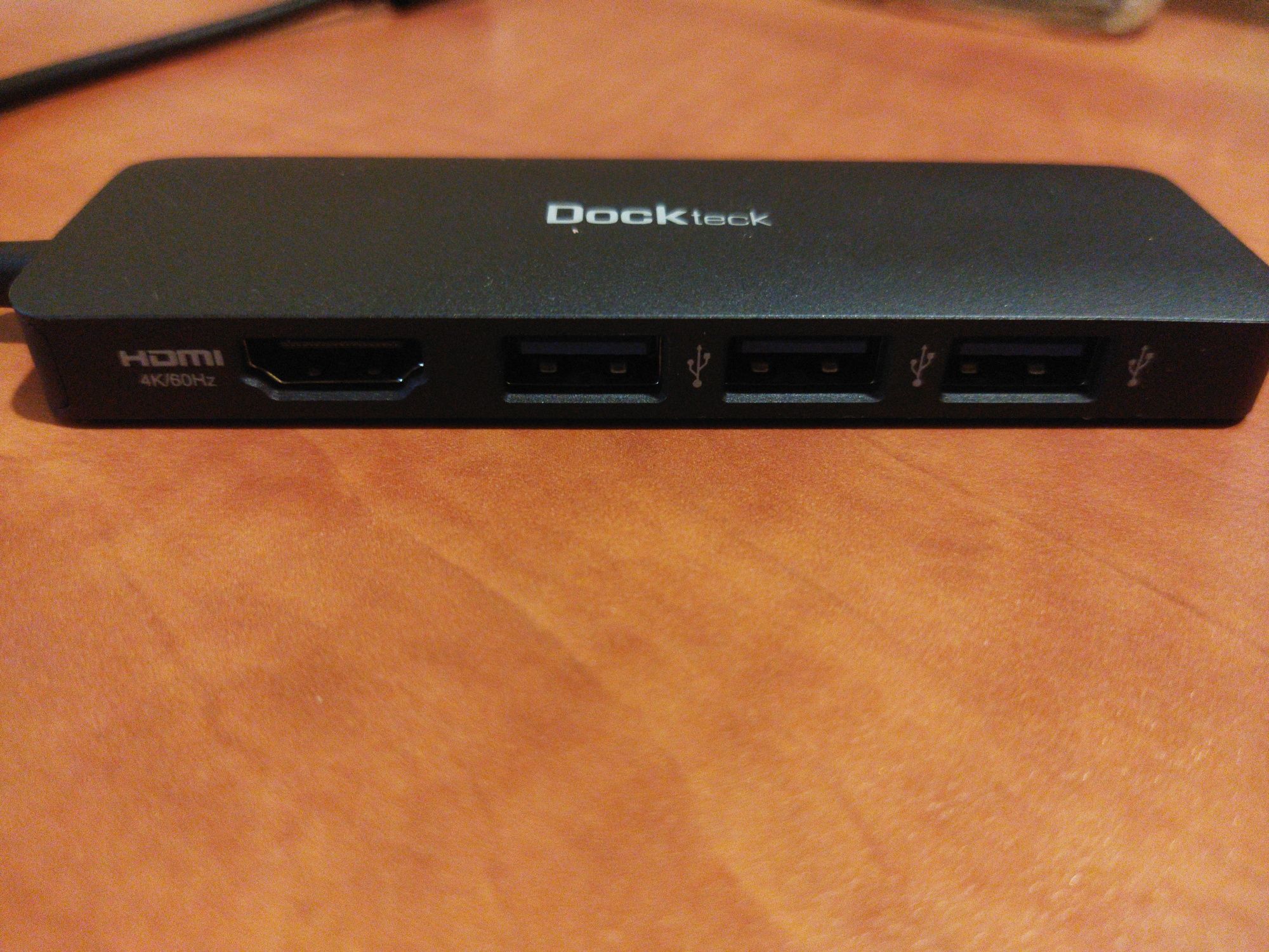 Adapter wieloportowy