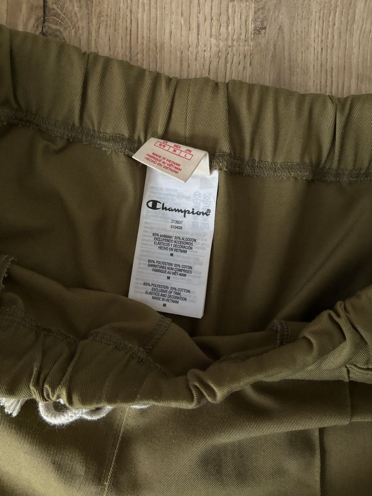 Spodnie khaki straight Champion M