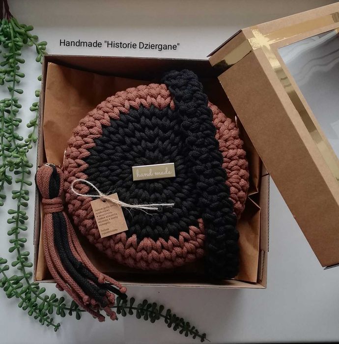Torebka ręcznie wykonane szydełkiem