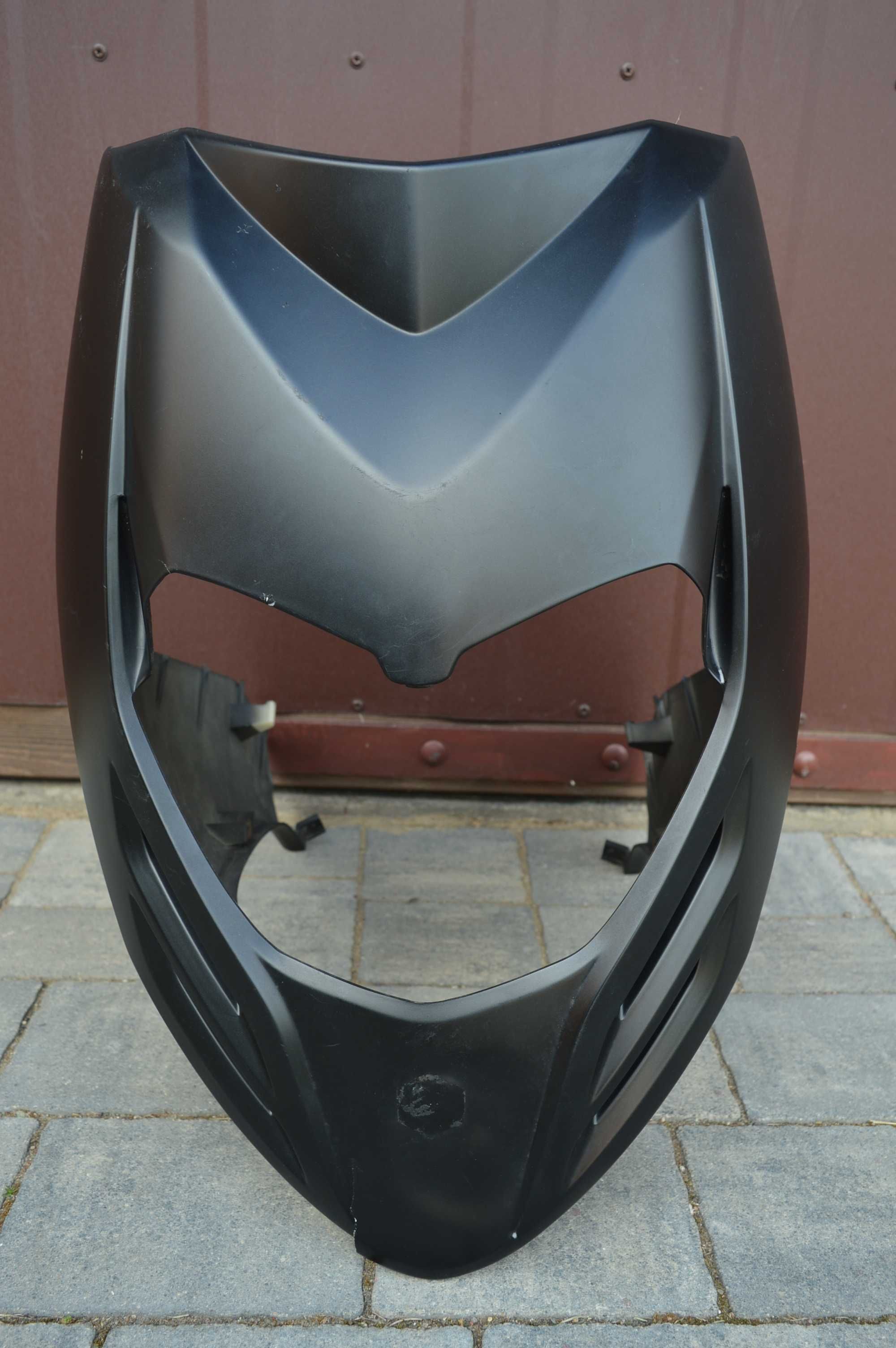 Piaggio Typhoon Aprilia SR '18r+ CZACHA czasza owiewka