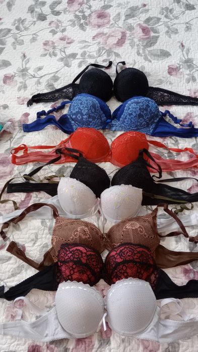 Biustonosze 75b 80b zestaw push up