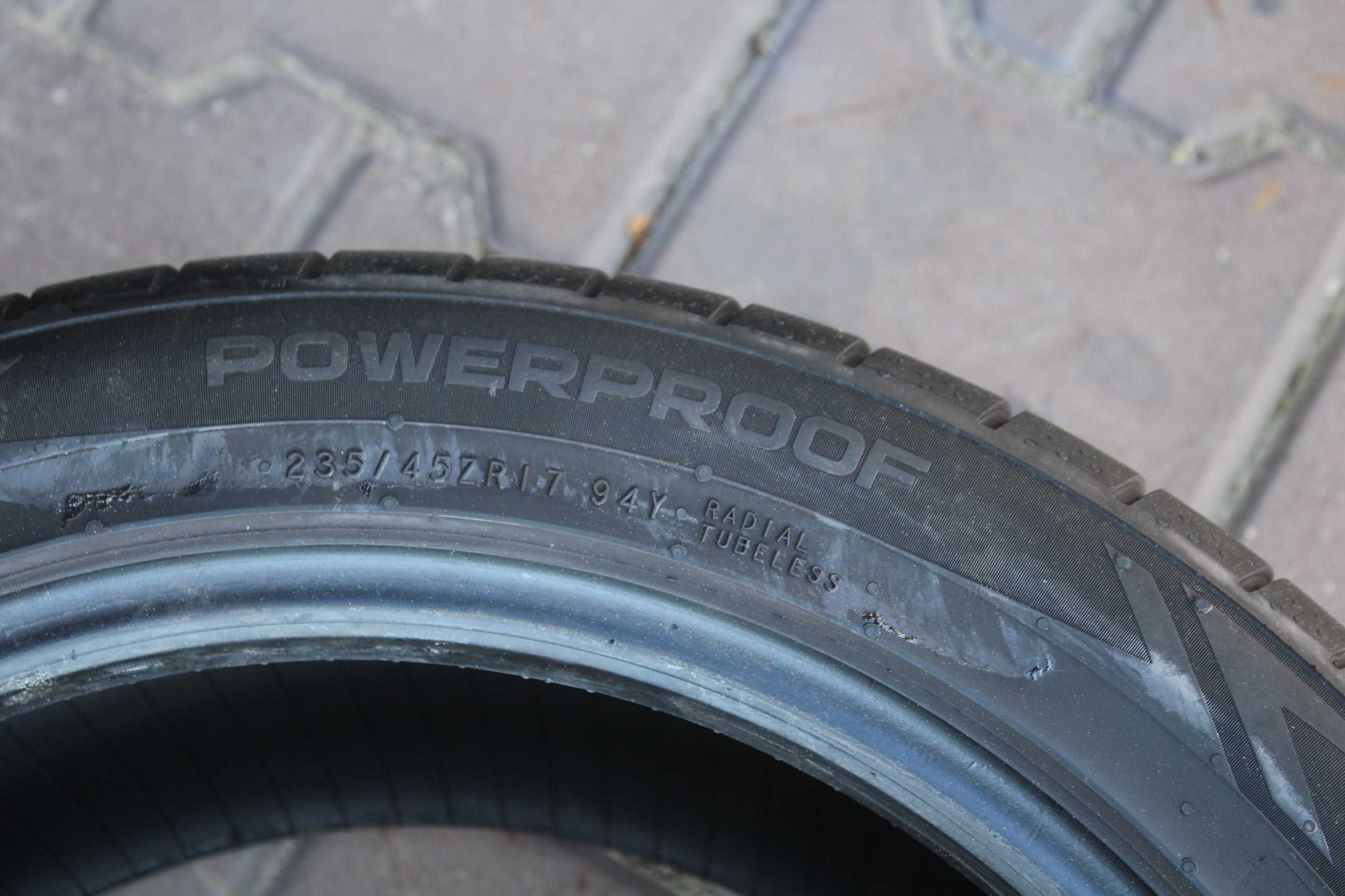 235 45 R17 Nokian Tyres Powerproof