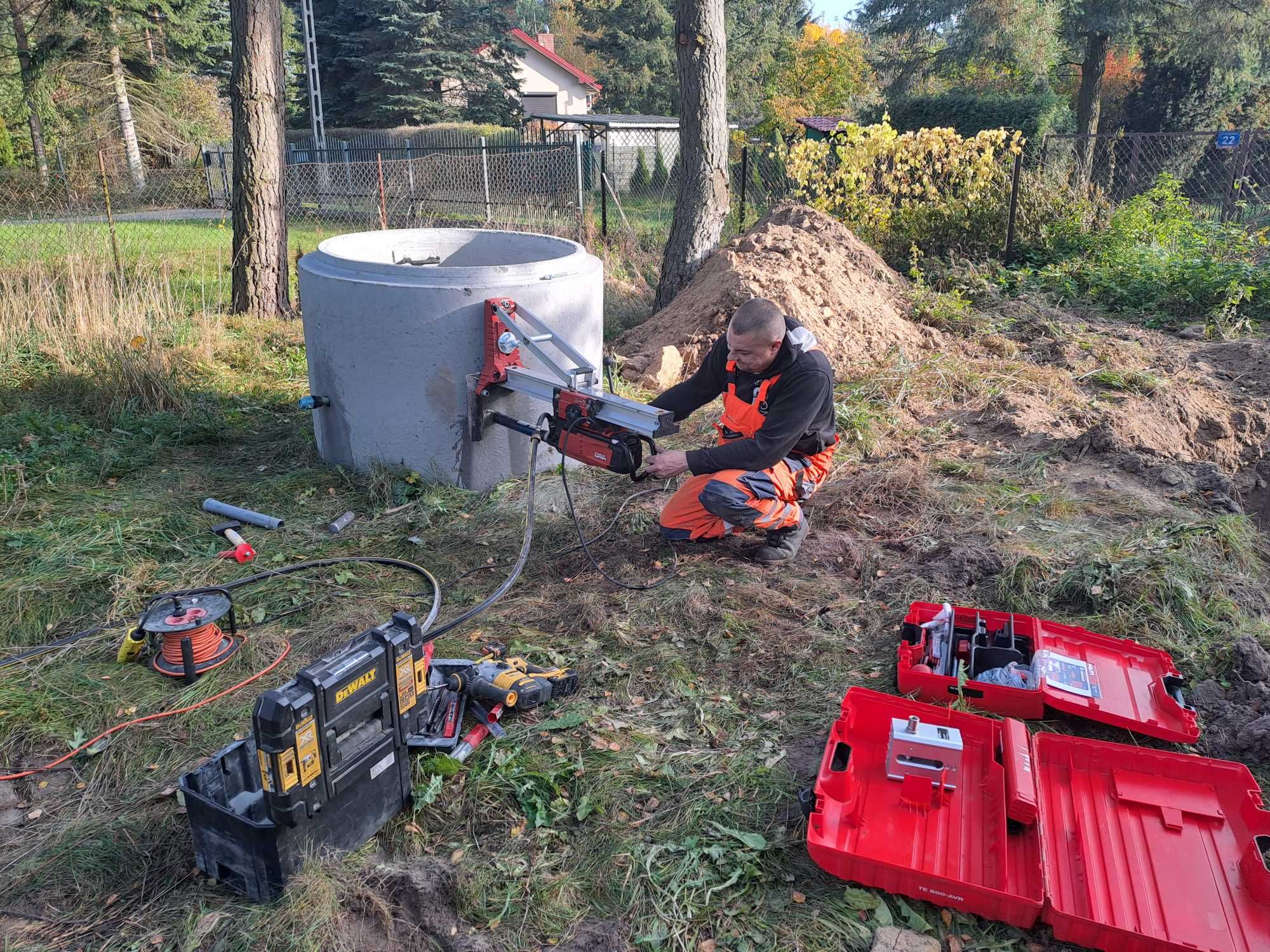 Wiercenie otworów w betonie do fi 500