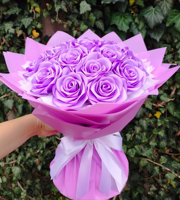 Троянди з атласної стрічки