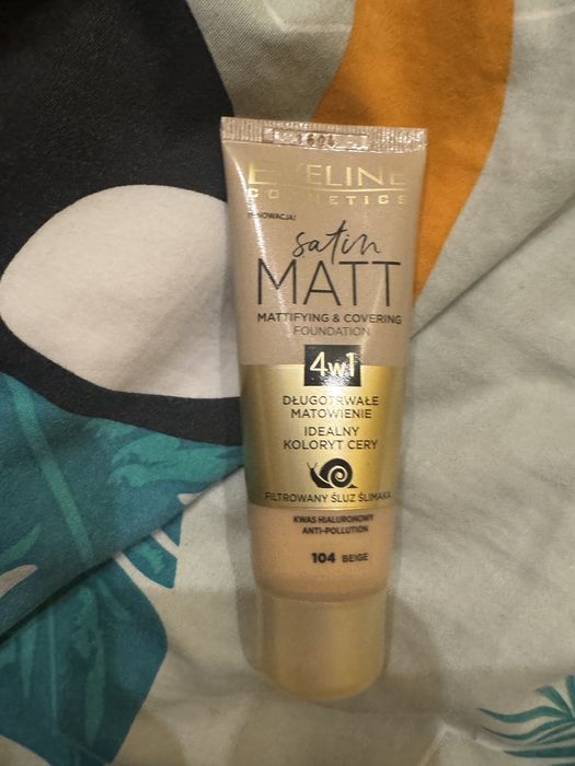 Podklad eveline z sluzem slimaka cena ostateczna