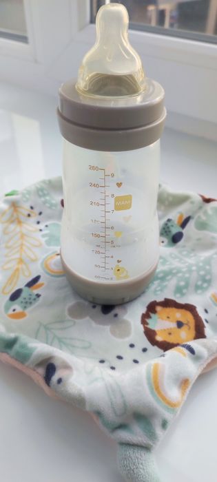 Бутилочки від бренду Мам Anti-Colic