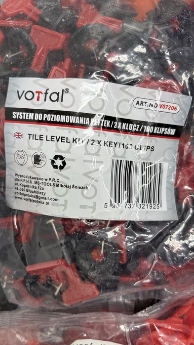 Zestaw Nowy do poziomowania płytek skręcany 200szt kliny krzyżyki