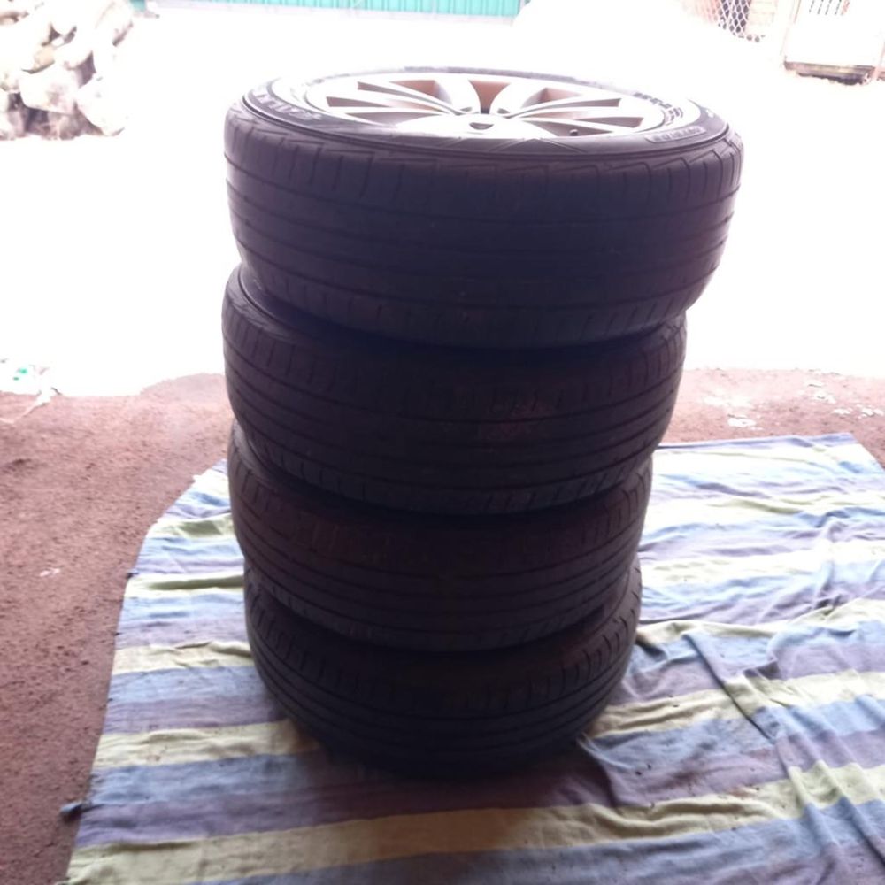 Шини з дисками 225/60 R17 FALKEN