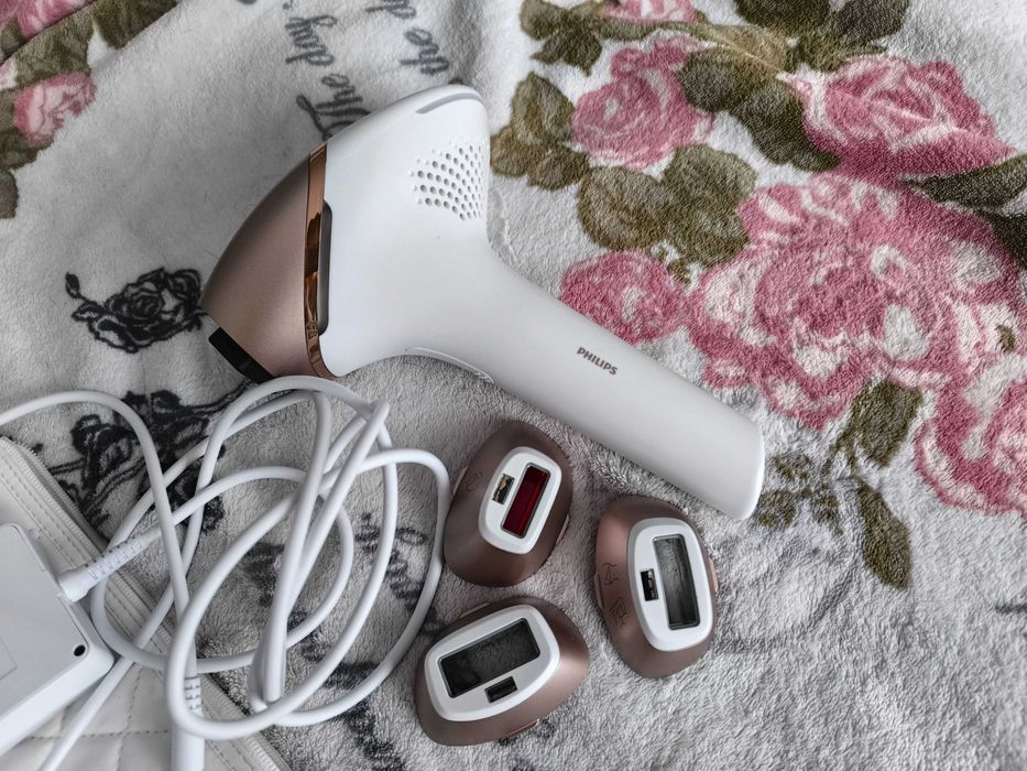 Depilator IPL Philips Lumea 9900 SenseIQ SmartSkin