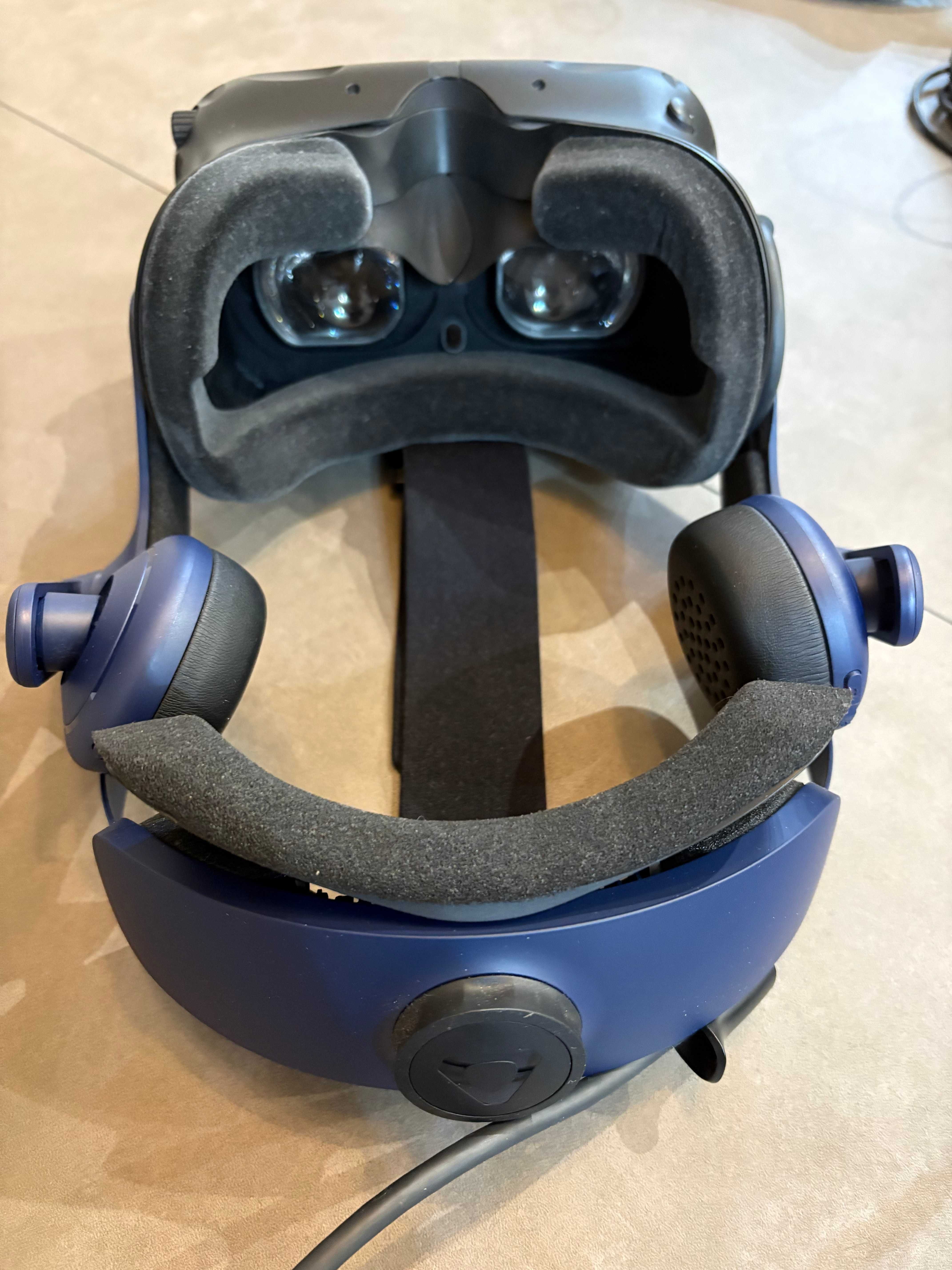 VR: HTC Vive Pro 2 + Valve Index Controllers + Base Station 2.0
