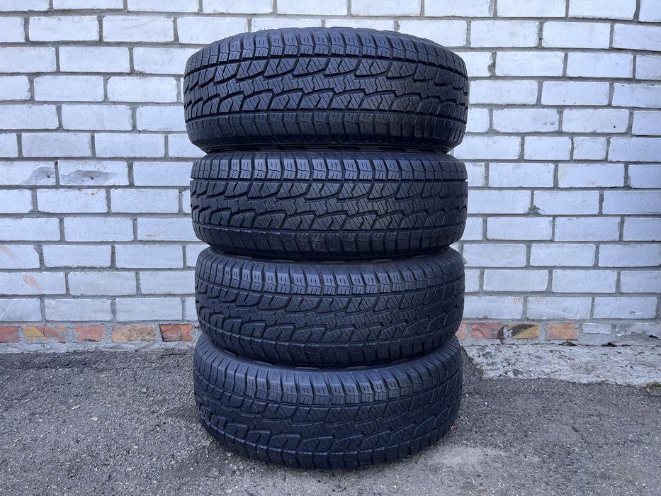 Комплект Шины Goodride Radial Sl369 A/T 235/65/17 104s m+s R Как новые