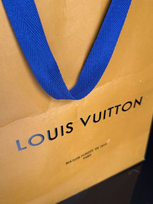 Бумажный пакет Louis Vuitton