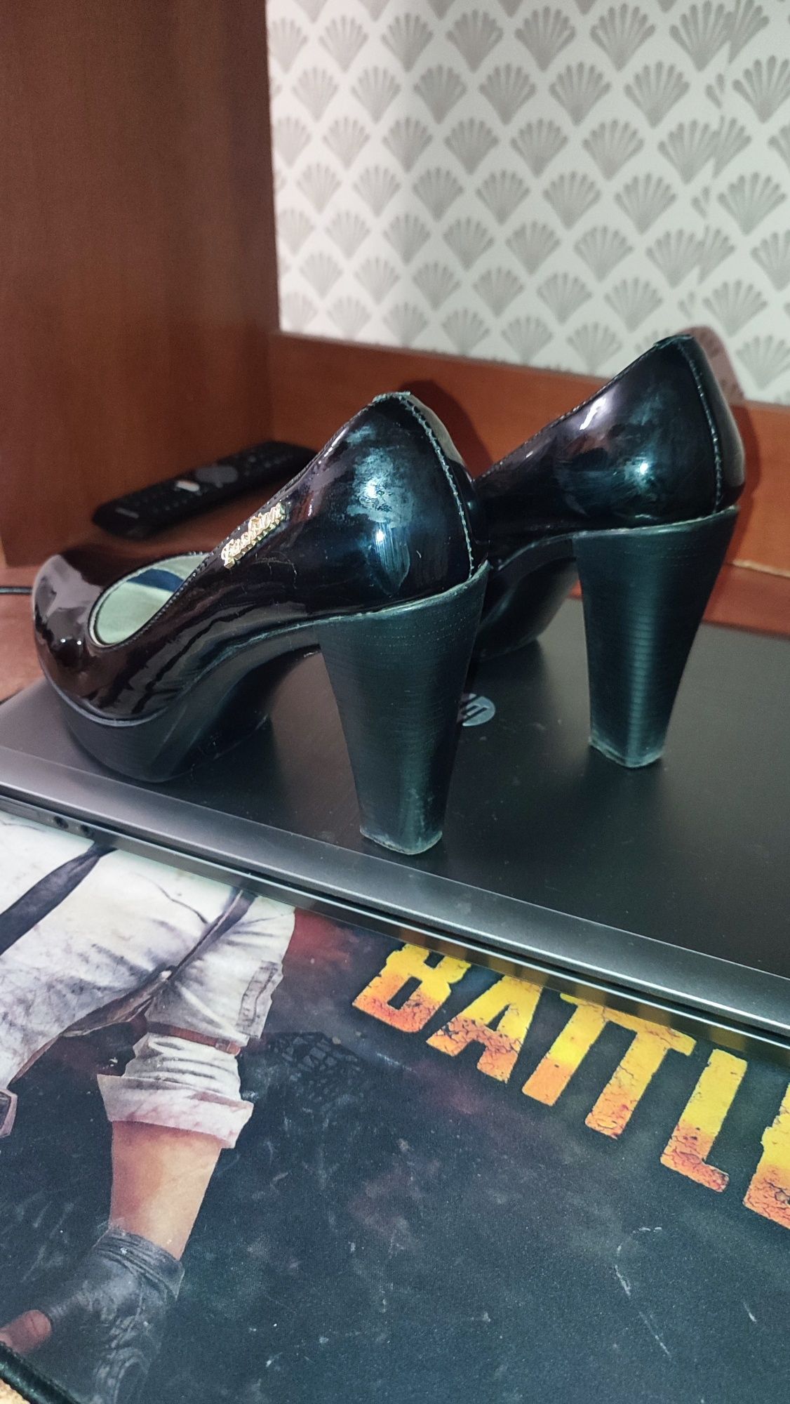 Жіночі туфлі ( Розмір 38)