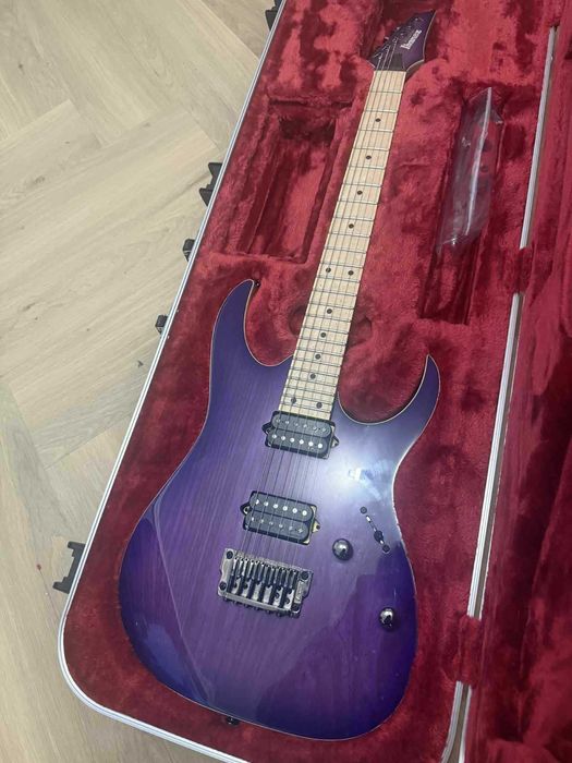 Ibanez Prestige RG652
