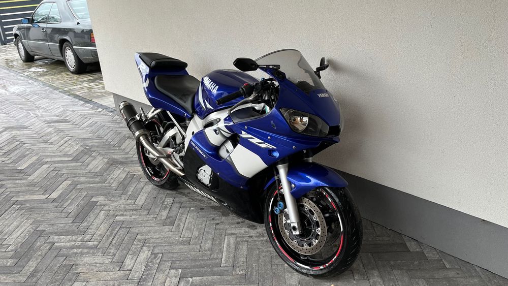 Motor Yamaha R6 2001