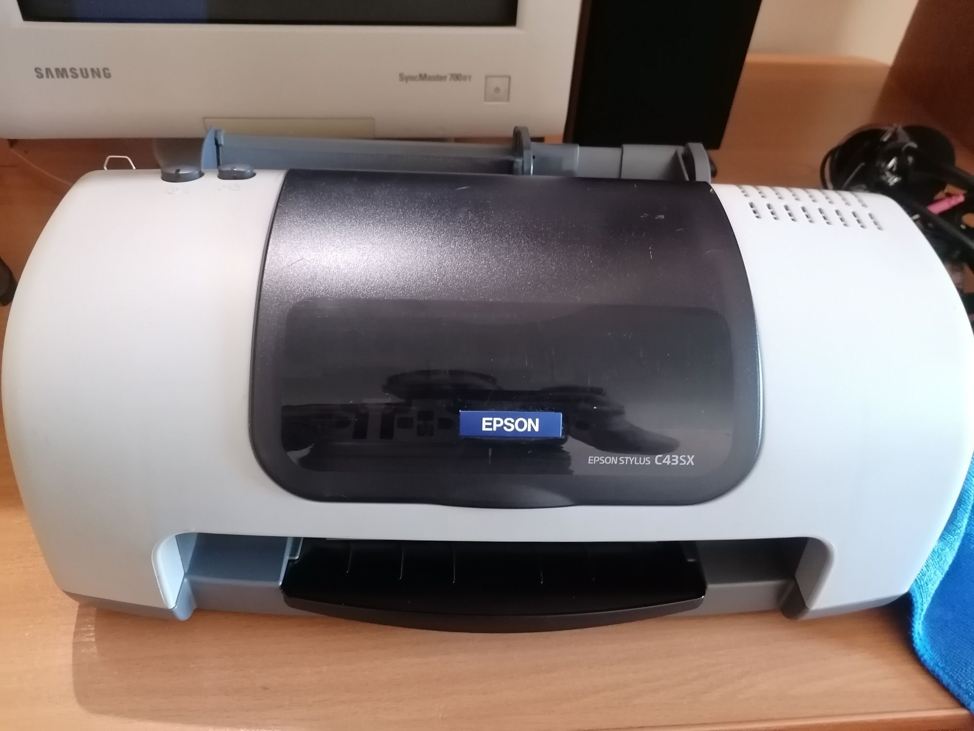 Принтер Epson C43sx і Lexmark б/у на запчастини