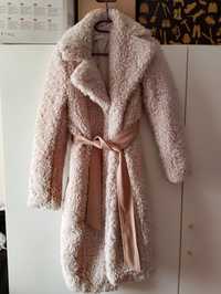 Ciepły płaszcz różowy Orsay rozmiar 36