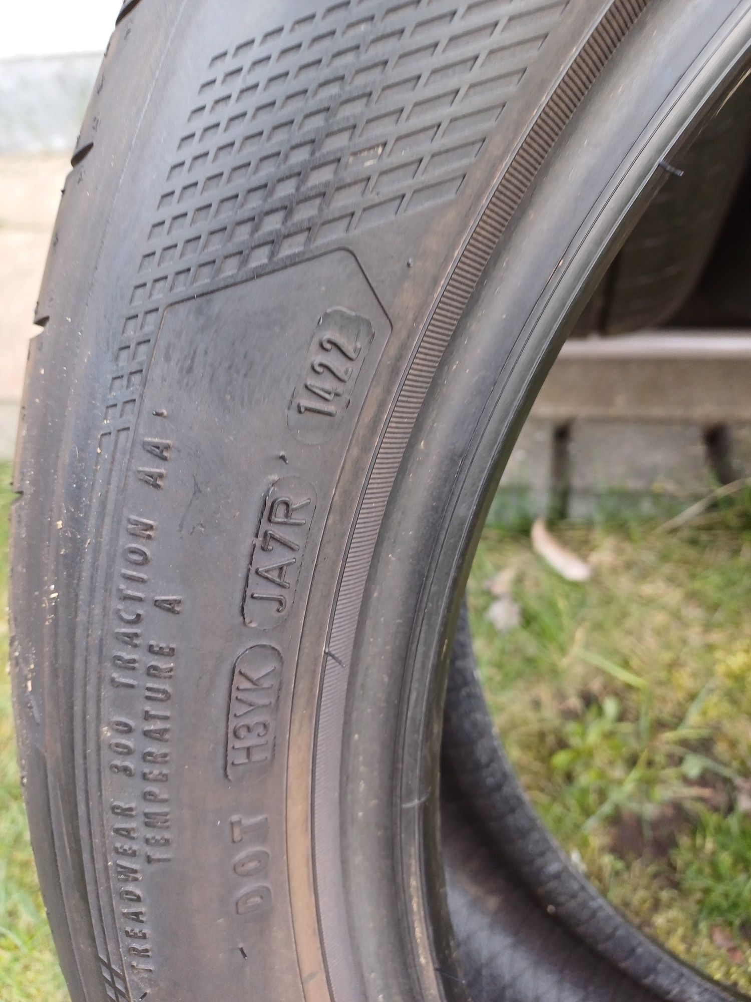 215/50R18 96W Goodyear 2022 rok