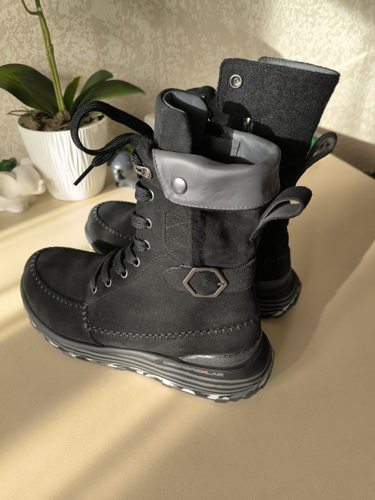 Деккерс ботинки осень зима Deckers vibram 42р.
