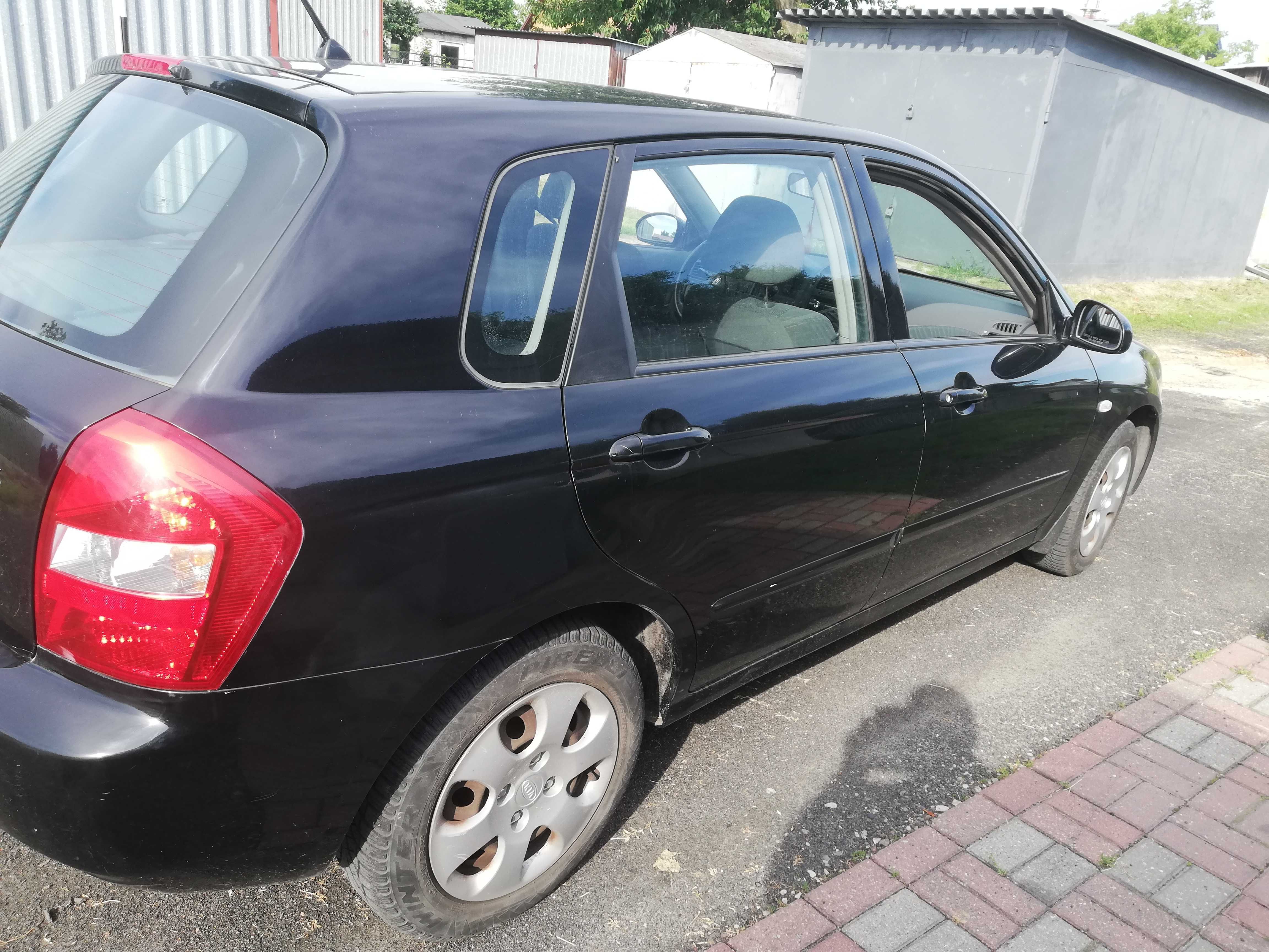 sprzedam ładne Kia Cerato 1,6 B+G