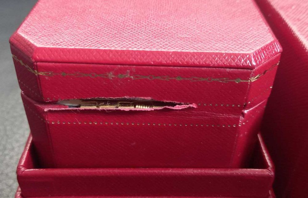 Коробочка для обручки Cartier
