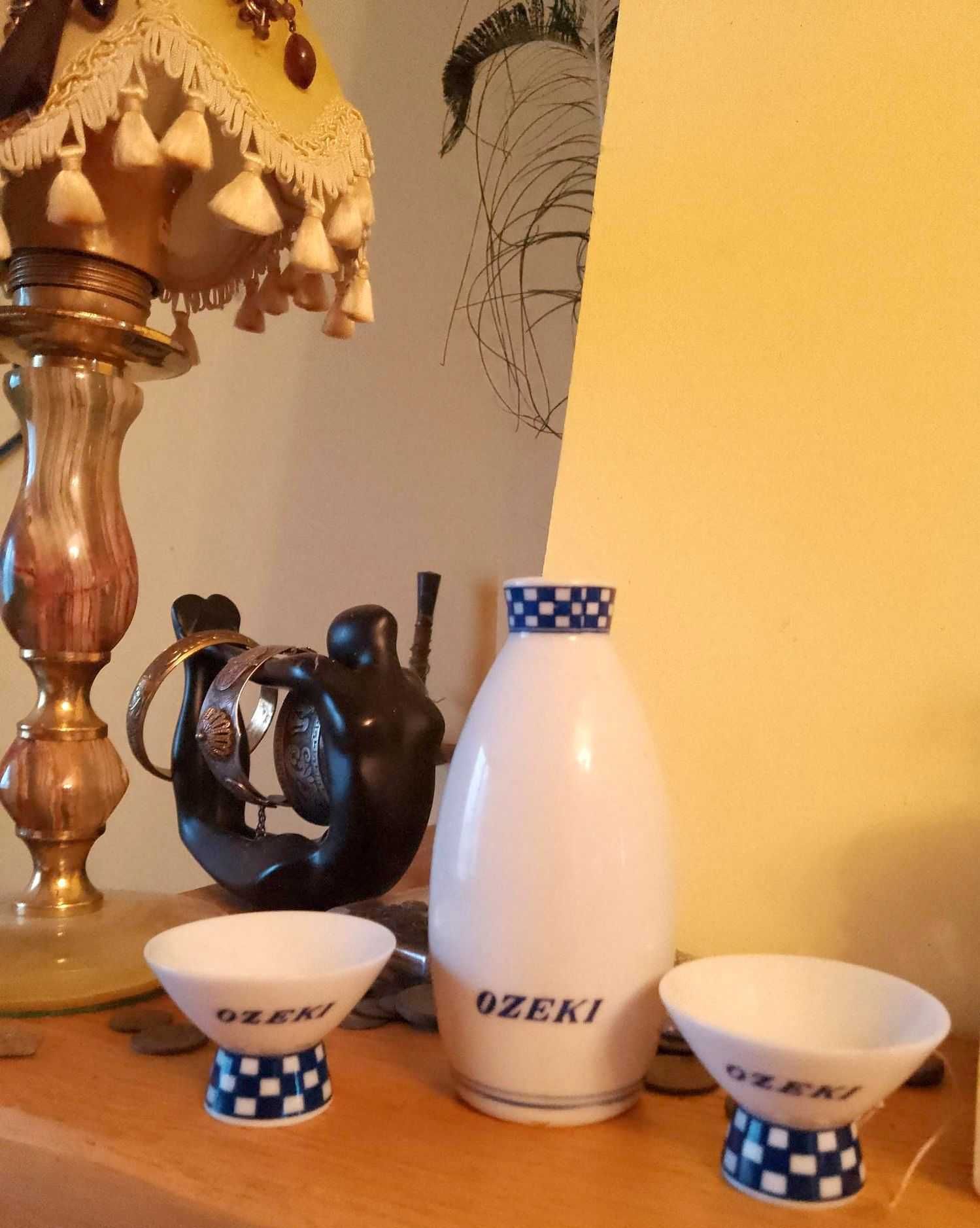 Ozeki zestaw porcelana do Saki 1 karafka 2 kieliszki