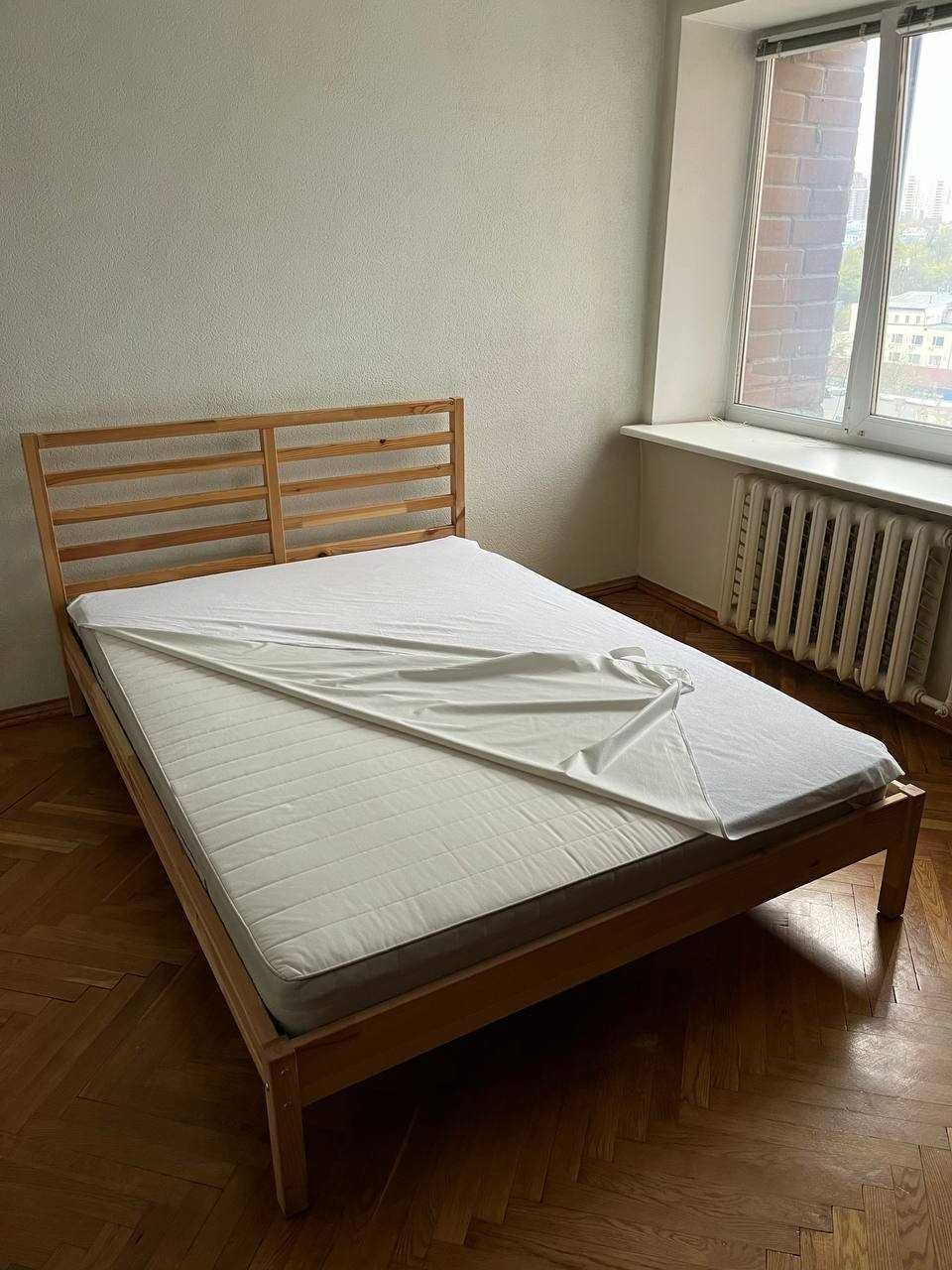 Ліжко Ikea Tarva
