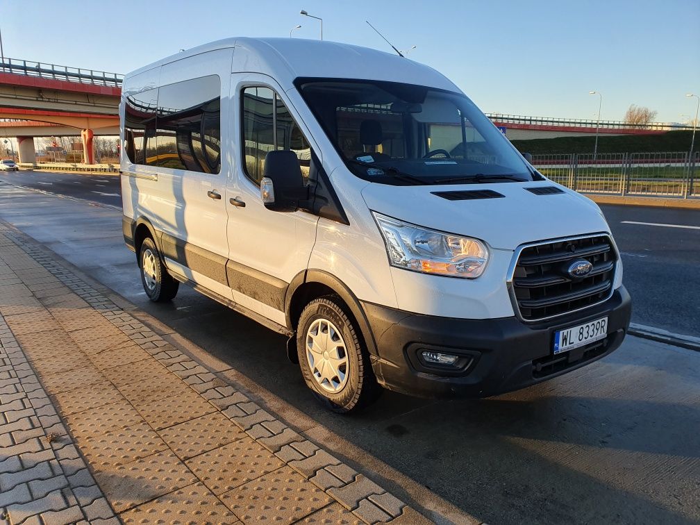 Wynajem busa bus busów brygadowki dostawczaki wypożyczalnia dostawczak