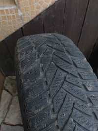 Opony Zimowe Z Felgami Dunlop 195/65 R15 Bieżnik 3 mm