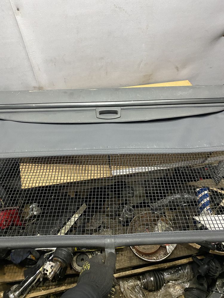 Шторка ролета багажника Mercedes W211