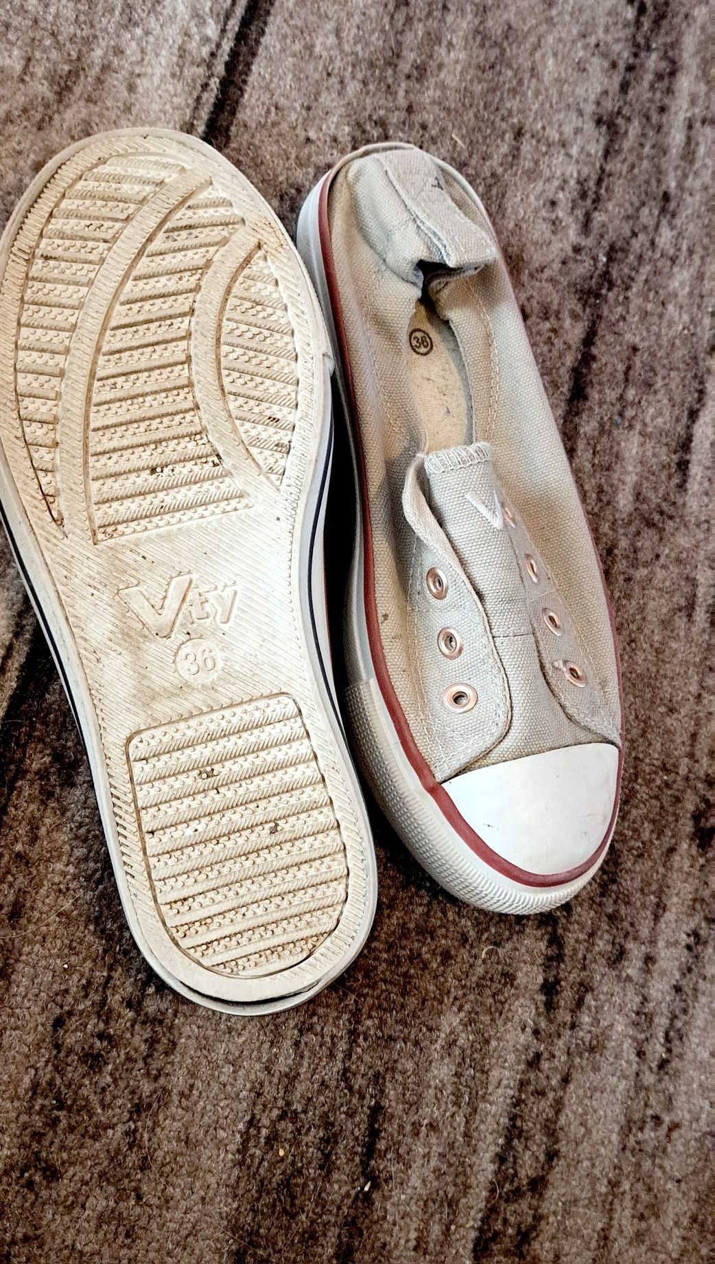 Vty trampki r. 36