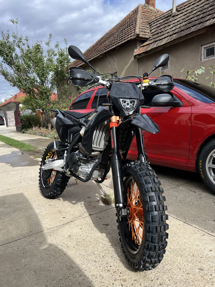 Kovi max 300 motard.