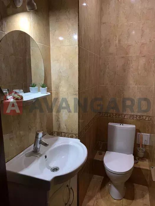 Продаж 2-К квартири пр.Леся Курбаса 5В