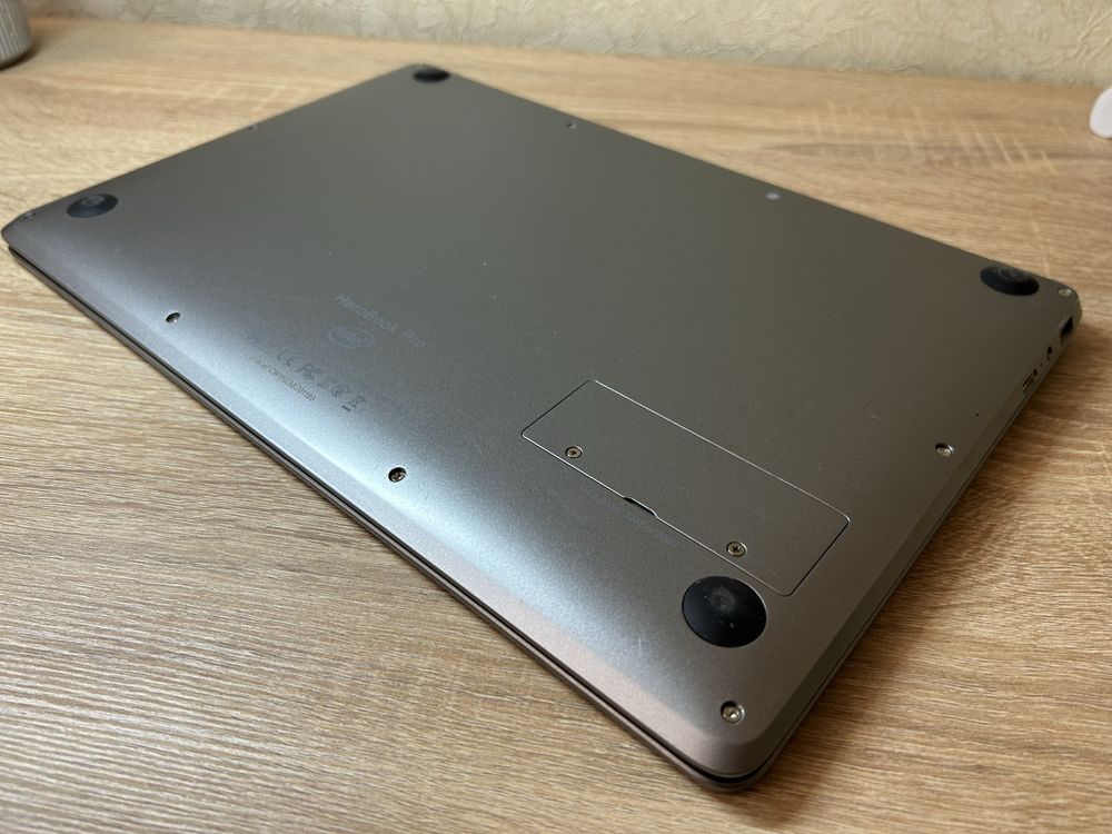 Ноутбук Chuwi HeroBook Pro (на гарантії)