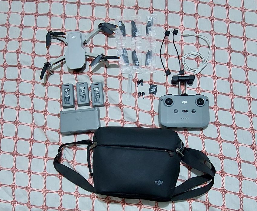 Dji mini 2 4k fly more combo