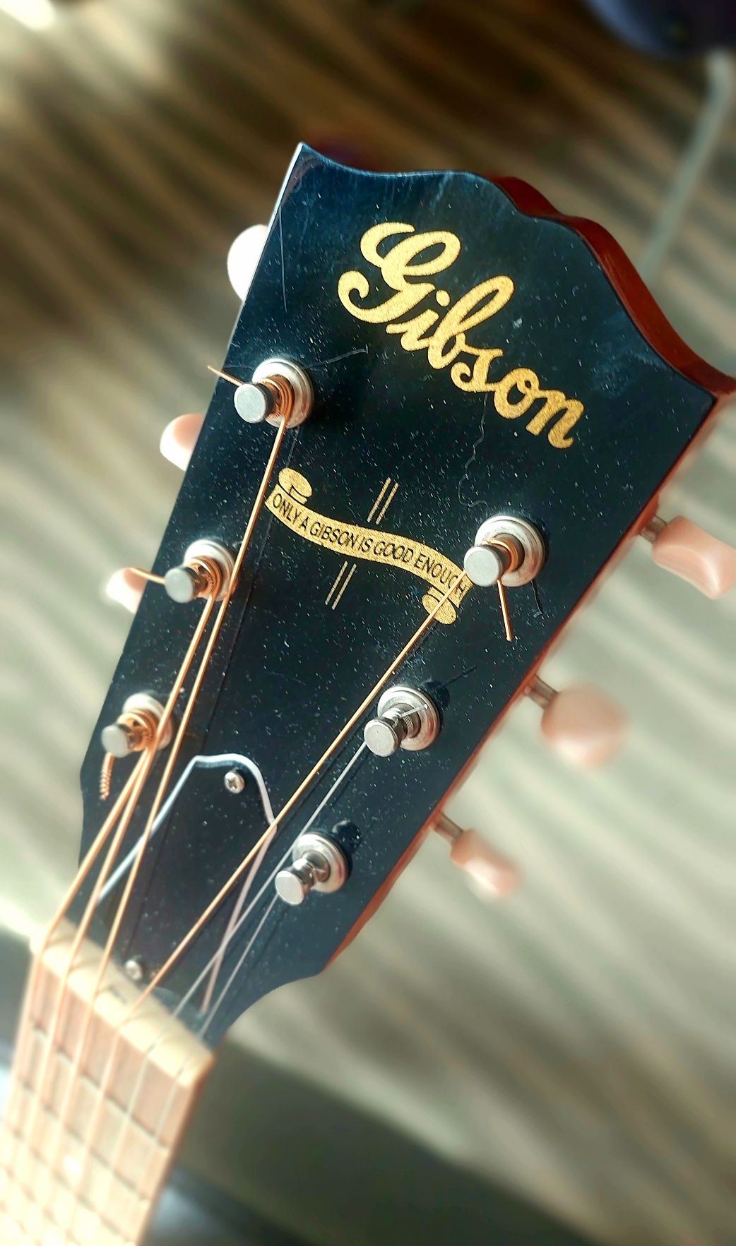 Gibson j35 Antique Natural