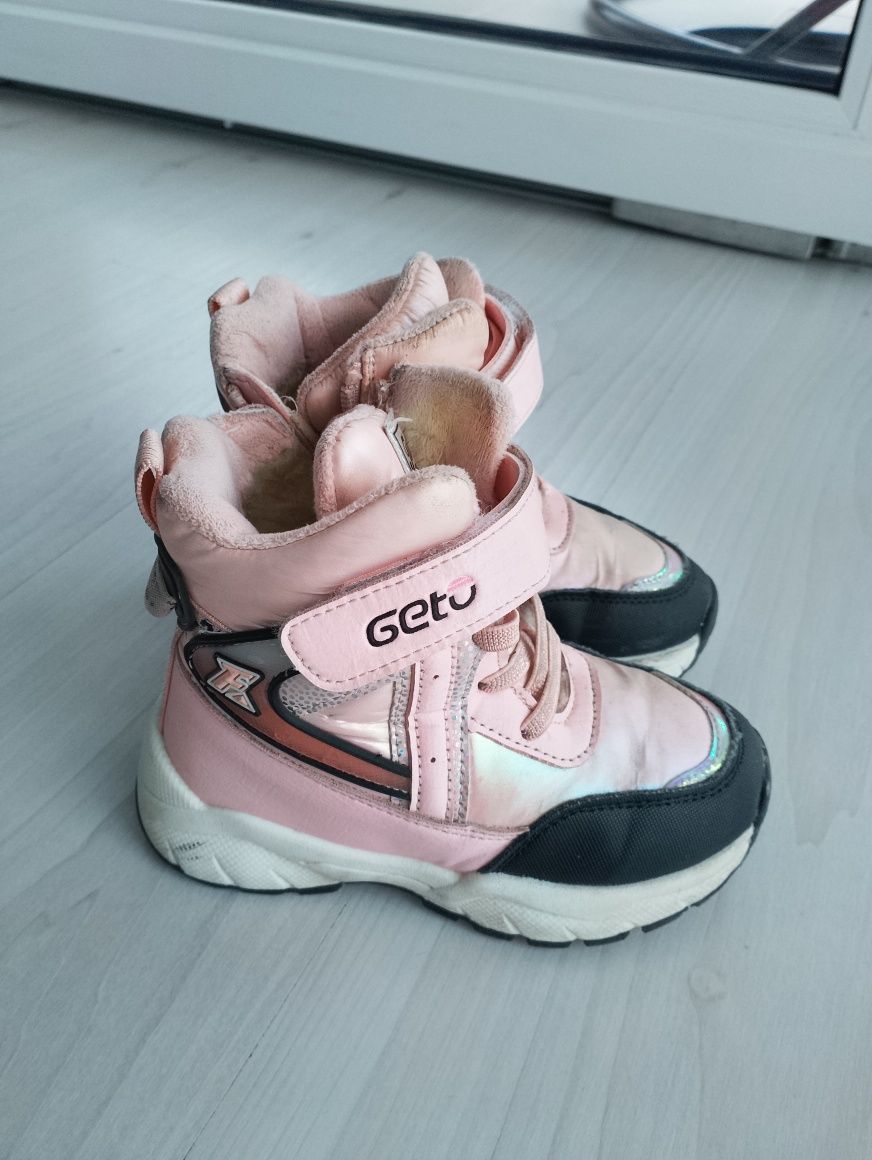 Buty zimowe 27 dziewczynka Gelteo ocieplane