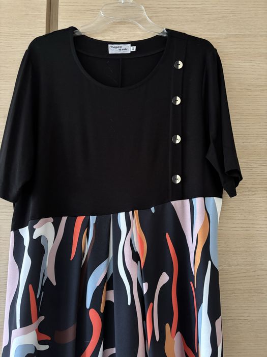 Wizytowa sukienka rozm 46 unikatowy fason