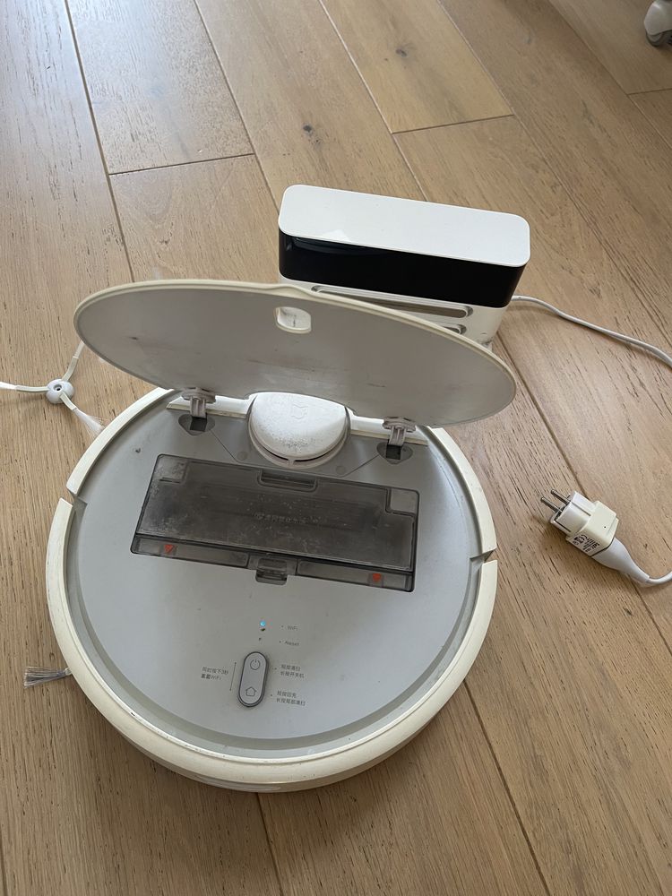 Odkurzacz Robot sprzątający Xiaomi Mi Vacuum Cleaner