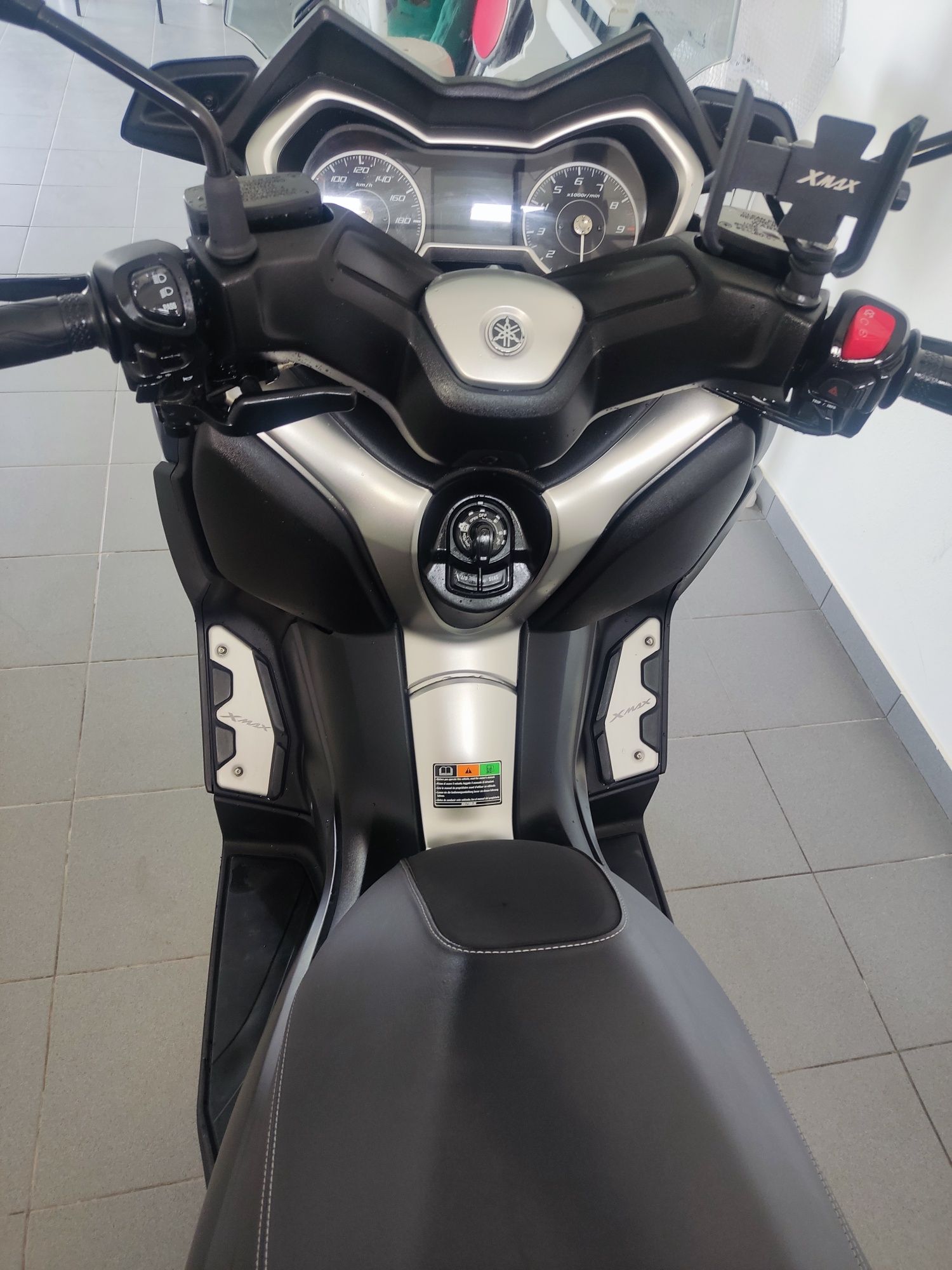 Yamaha Xmax 400 ABS