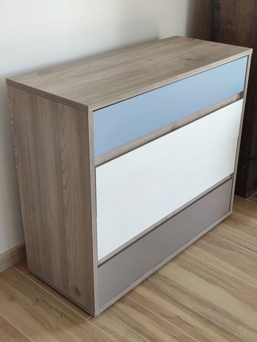 Komoda z 4 szufladami