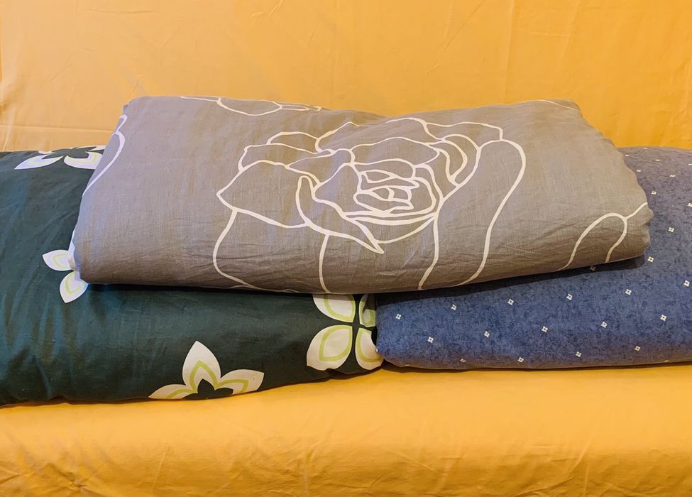 Продам одеяла недорого